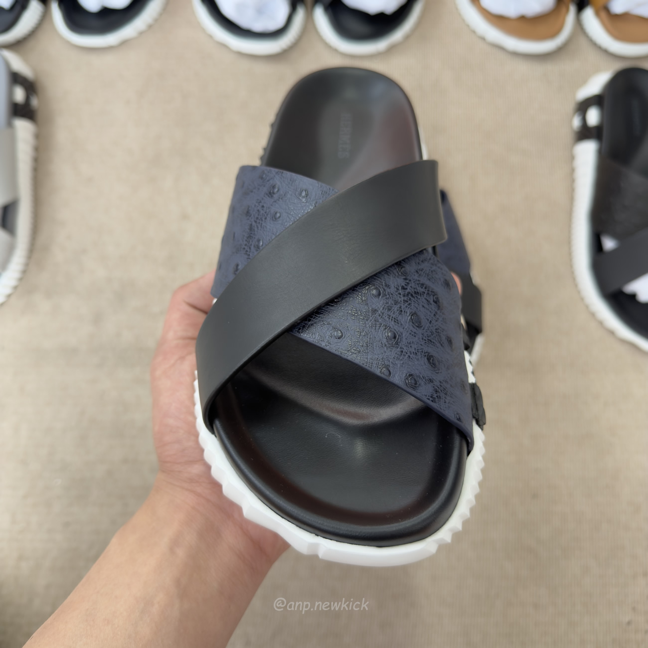 Hermes Infra Premium Sandal Mens (9) - www.newkick.org